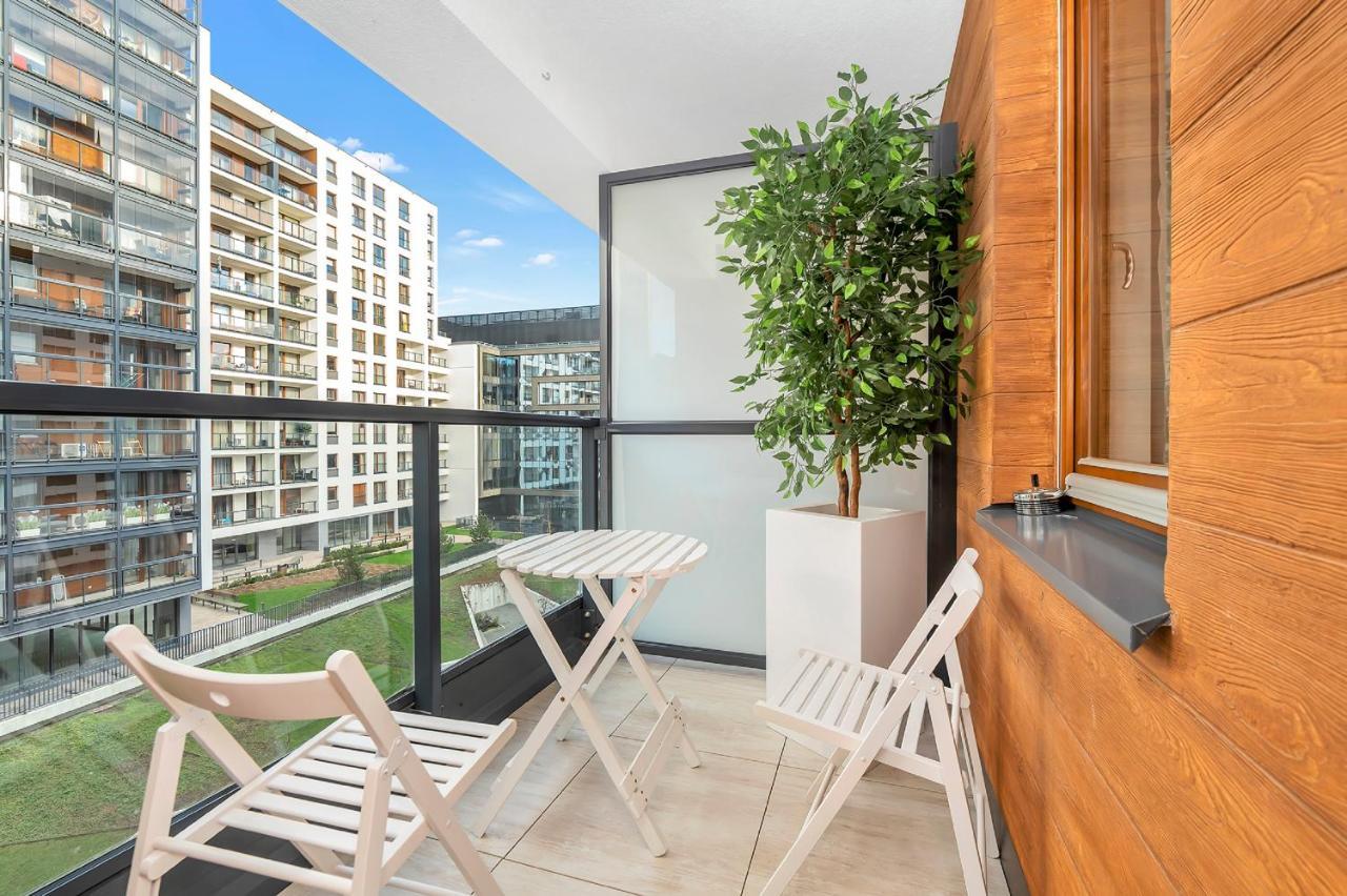 Modern Apartments With Access To The Pool Near Rondo Daszynskiego Station Warsawa Bagian luar foto