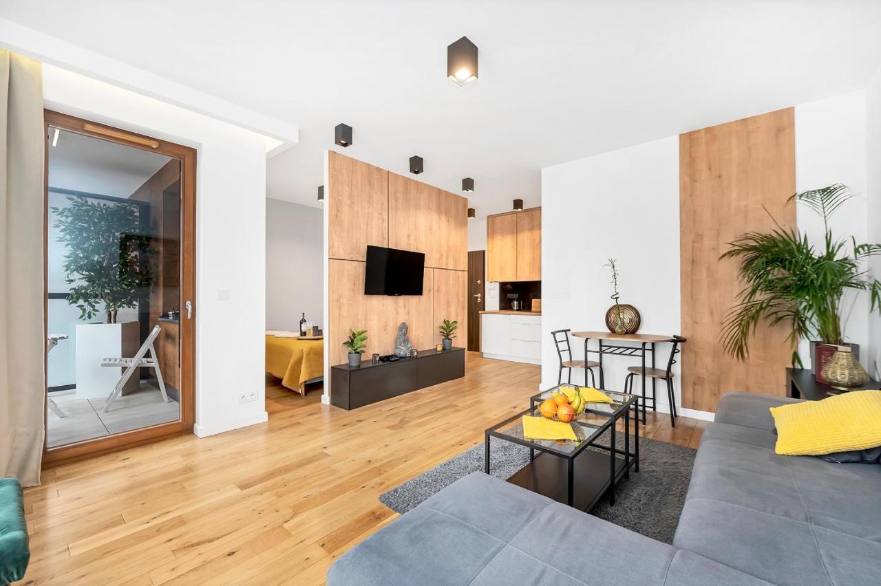 Modern Apartments With Access To The Pool Near Rondo Daszynskiego Station Warsawa Bagian luar foto