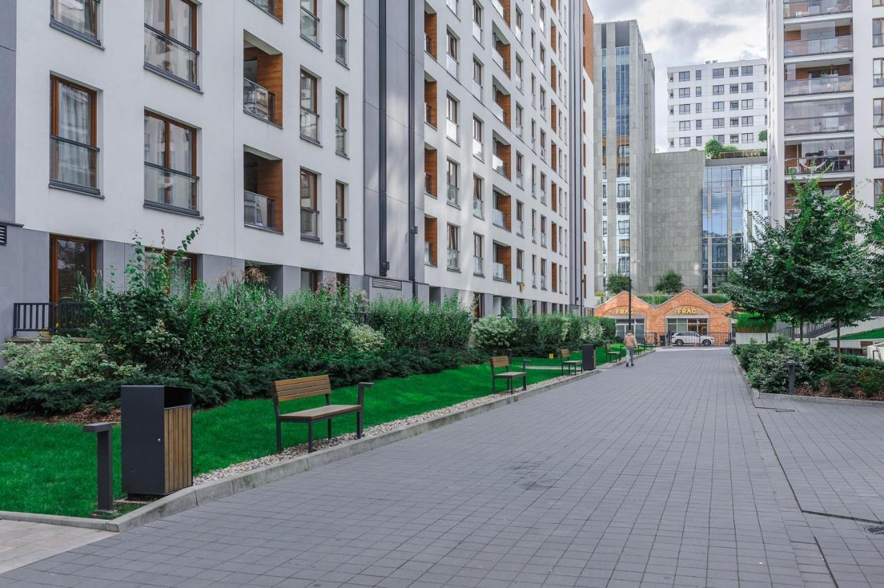 Modern Apartments With Access To The Pool Near Rondo Daszynskiego Station Warsawa Bagian luar foto