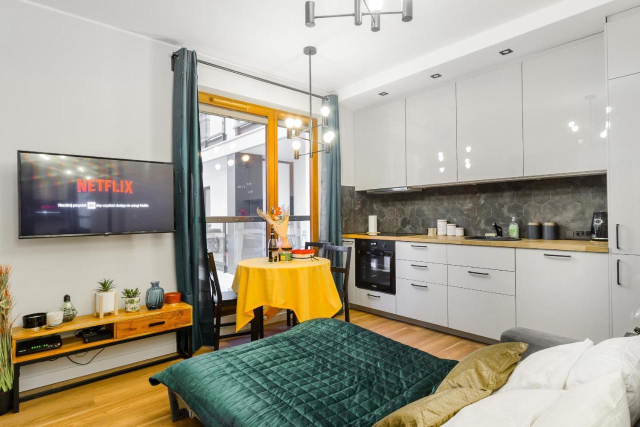 Modern Apartments With Access To The Pool Near Rondo Daszynskiego Station Warsawa Bagian luar foto