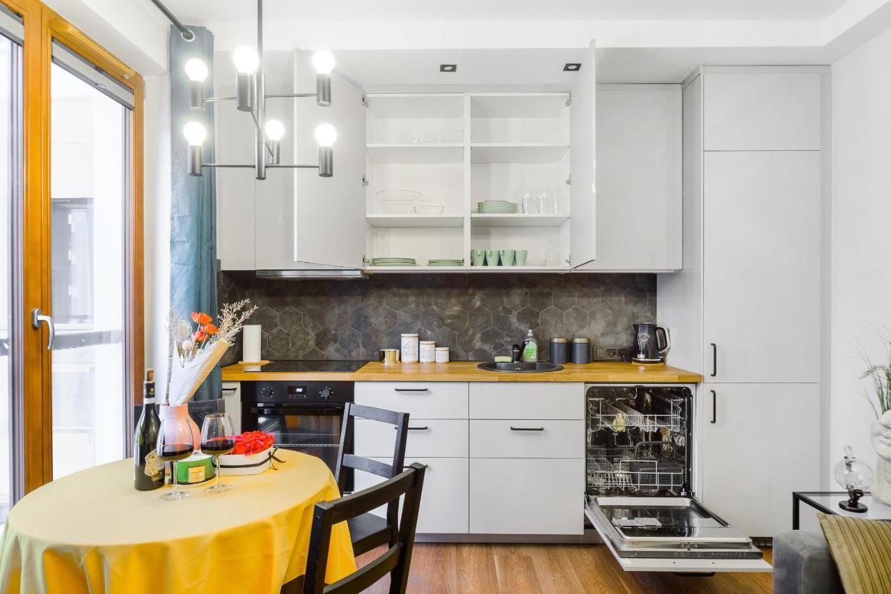Modern Apartments With Access To The Pool Near Rondo Daszynskiego Station Warsawa Bagian luar foto