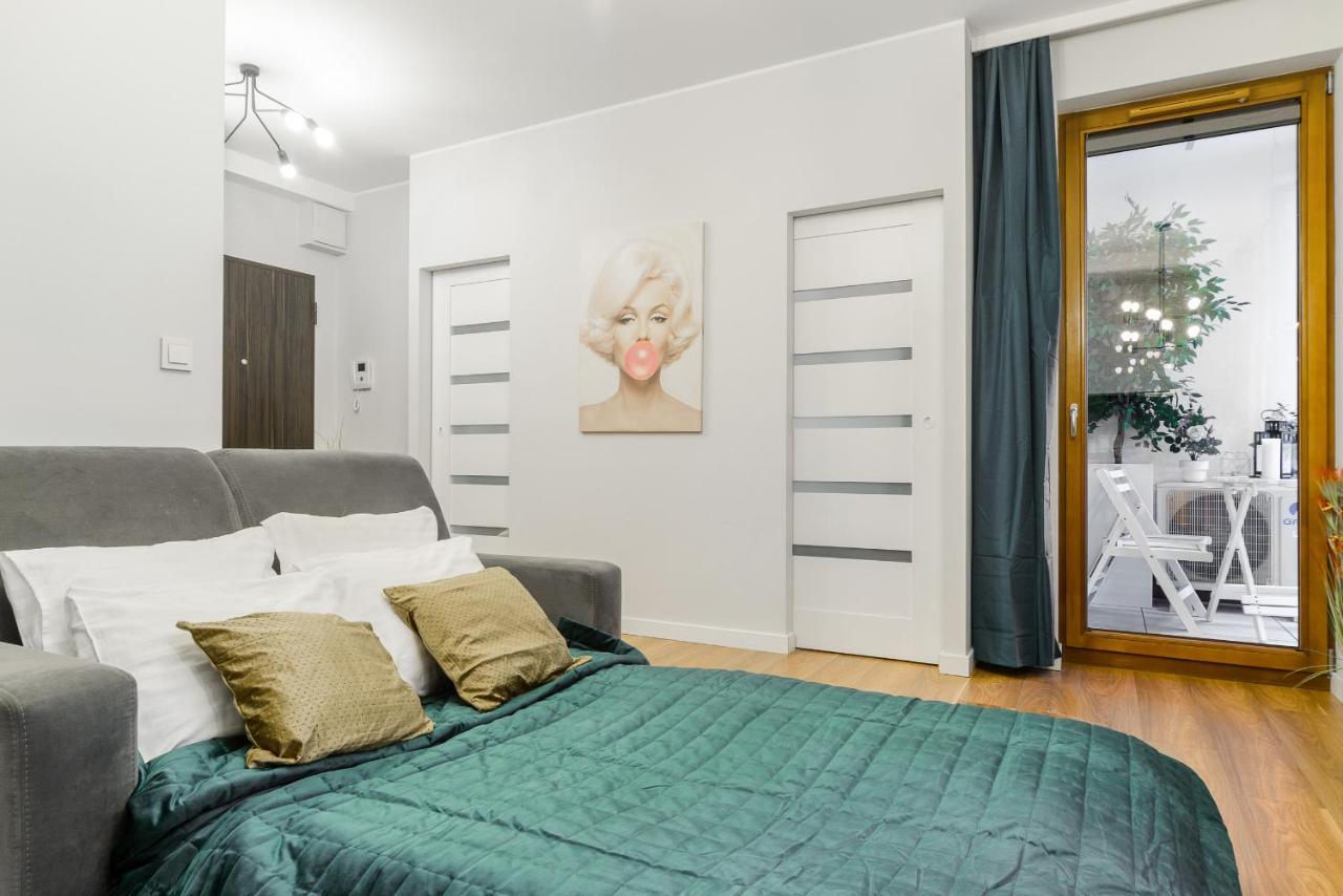 Modern Apartments With Access To The Pool Near Rondo Daszynskiego Station Warsawa Bagian luar foto