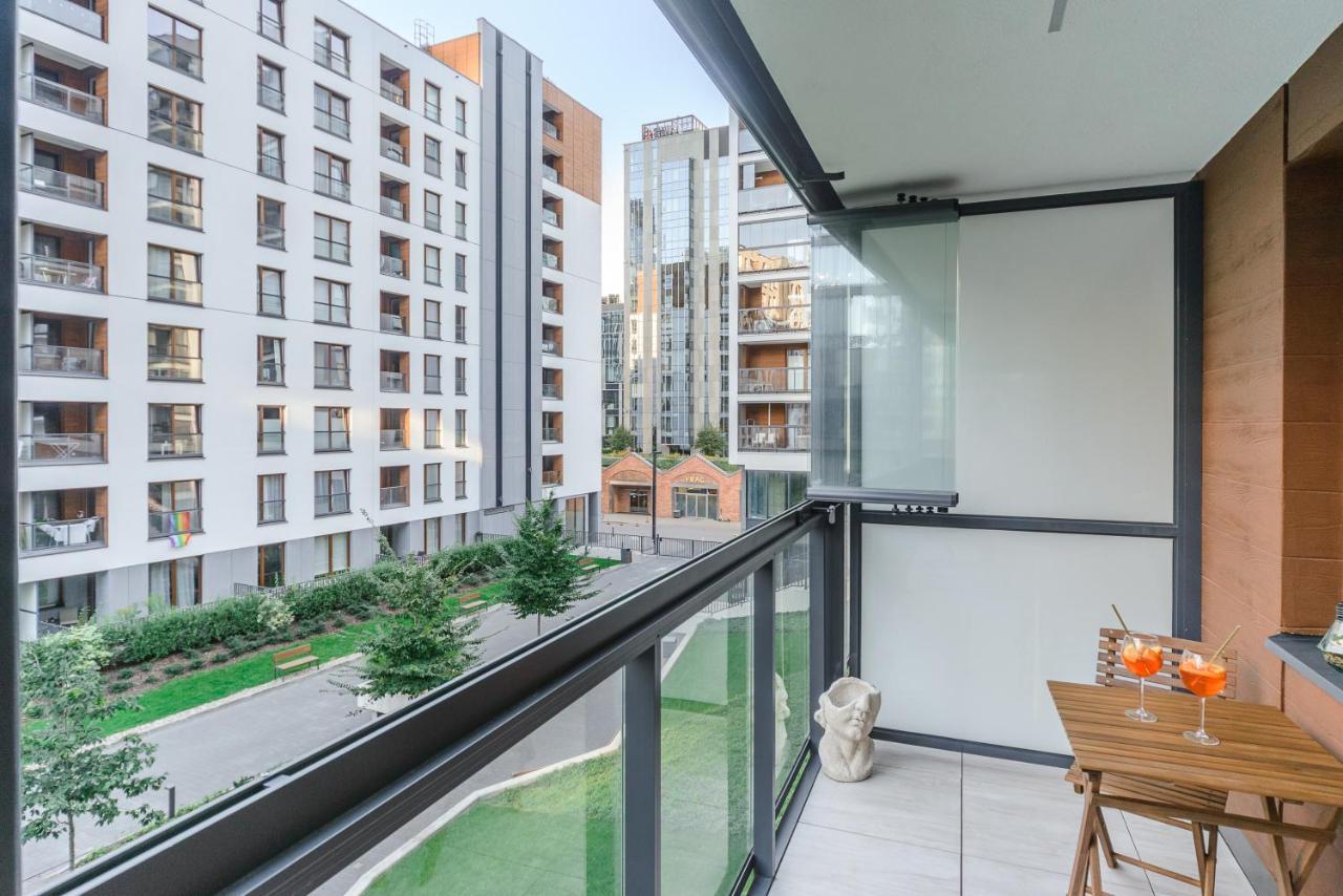 Modern Apartments With Access To The Pool Near Rondo Daszynskiego Station Warsawa Bagian luar foto